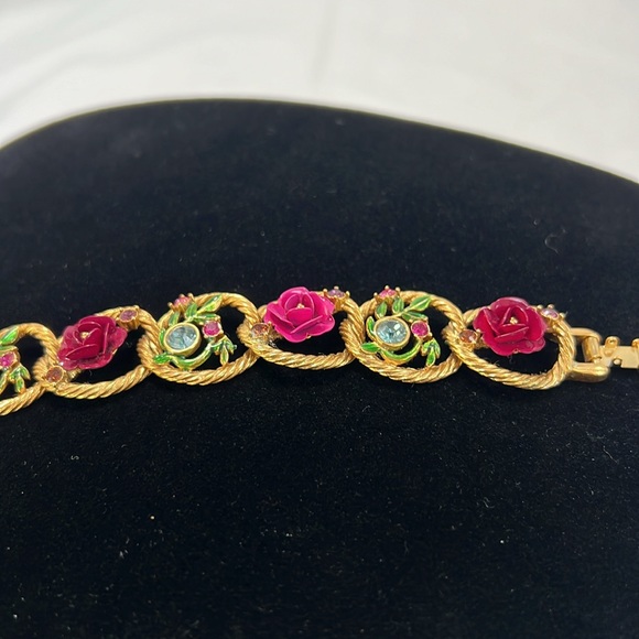 VTG Rare Signed Joan Rivers Victorian Rose Flower Bracelet with Rhinestones - Picture 3 of 6